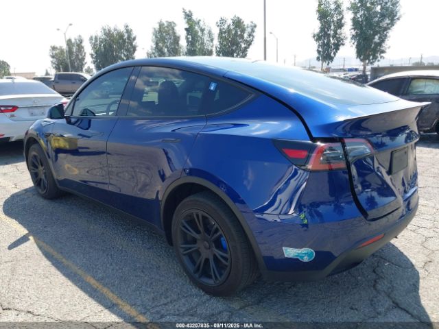 2023 TESLA MODEL Y 7SAYGDEE5PA074004 Photo 2
