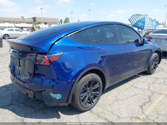 2023 TESLA MODEL Y 7SAYGDEE5PA074004 Photo 3