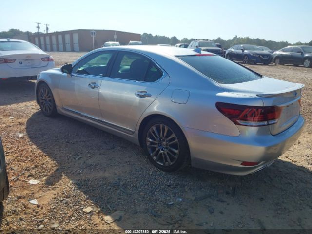 2016 LEXUS LS 460 JTHBL5EF7G5141332 Photo 2