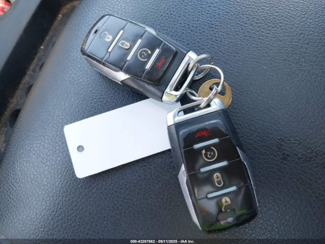 2019 RAM 1500 1C6SRFFTXKN787930 Photo 10