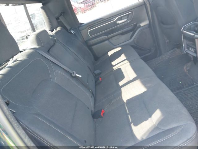2019 RAM 1500 1C6SRFFTXKN787930 Photo 7