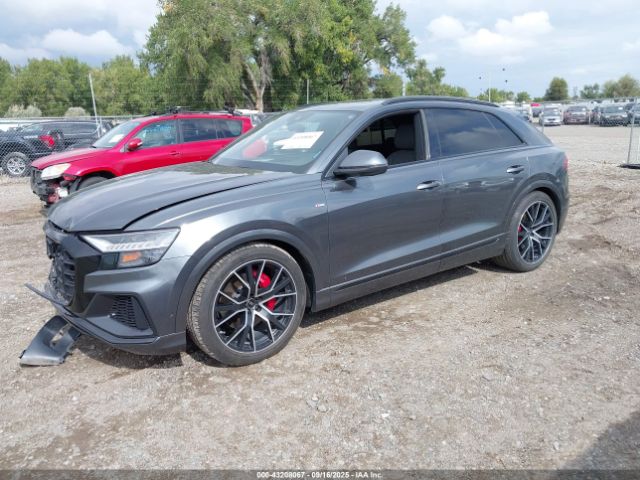 2022 AUDI Q8 WA1FVBF13ND005825 Photo 1