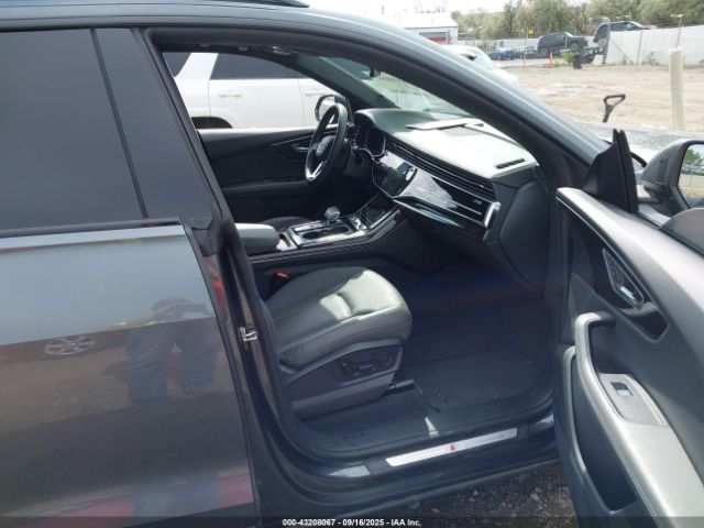 2022 AUDI Q8 WA1FVBF13ND005825 Photo 4