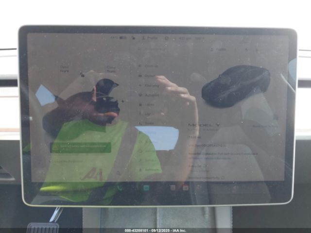 2025 TESLA MODEL Y 7SAYGDED0SA371231 Photo 6