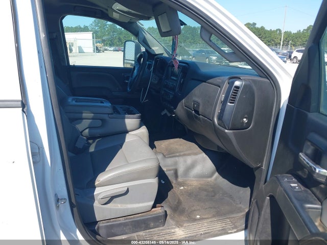 1GB2CUEG3FZ143319 Chevrolet l96