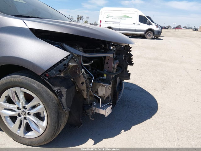 5TDJRKEC0RS188781 Toyota SIENNA XLE