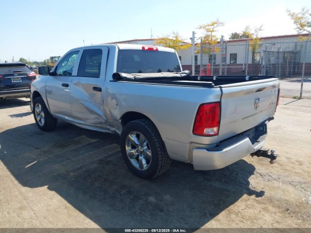 2018 RAM 1500 3C6RR7KG7JG238657 Photo 2