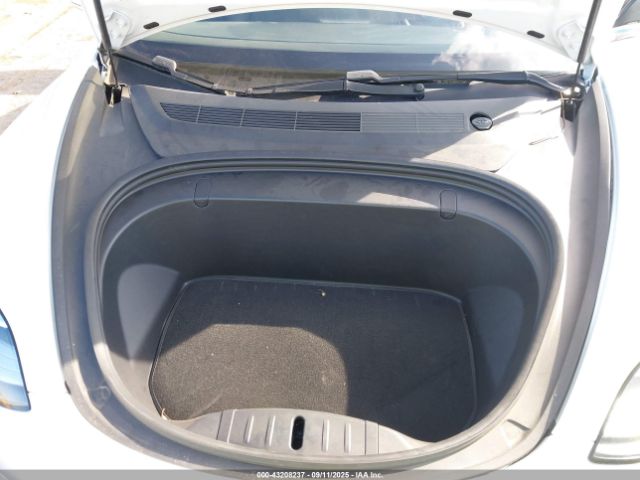 2018 TESLA MODEL 3 5YJ3E1EB4JF134317 Photo 9