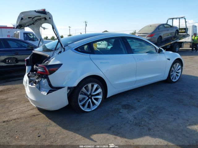 2018 TESLA MODEL 3 5YJ3E1EB4JF134317 Photo 3