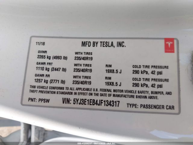 2018 TESLA MODEL 3 5YJ3E1EB4JF134317 Photo 8