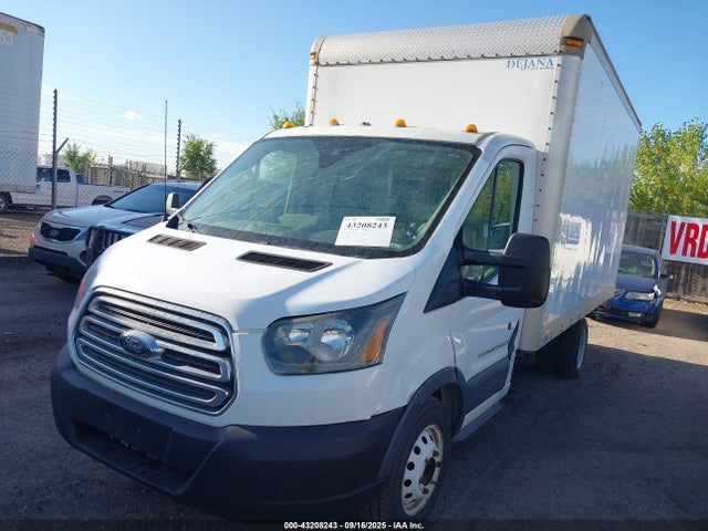 Ford Transit 2015 1FDBF8PM4FKA55669 Image 2