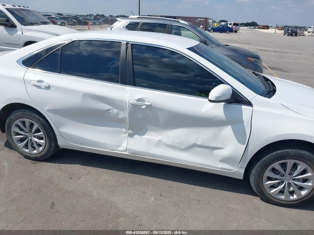 Toyota 2ar-fe 2017 4T1BF1FK8HU807050 Image 6