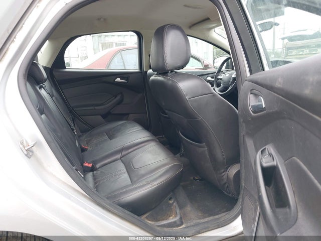 43208297 :رقم المزاد ، 1FADP3K27EL132679 vin ، 2014 Ford Focus Se مزاد بيع