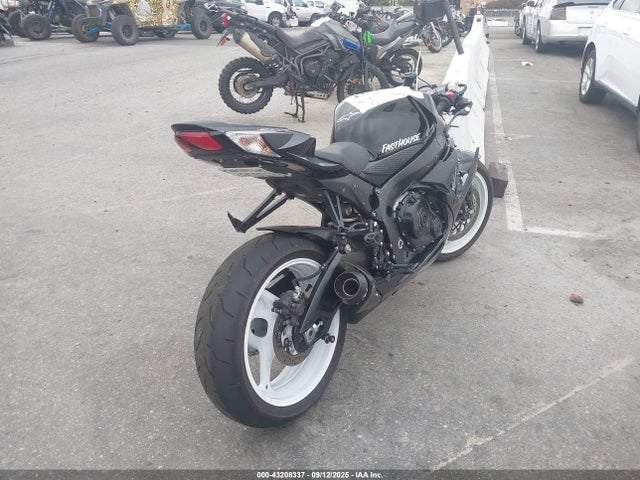 JS1GN7FA9K7100689 Suzuki N738-