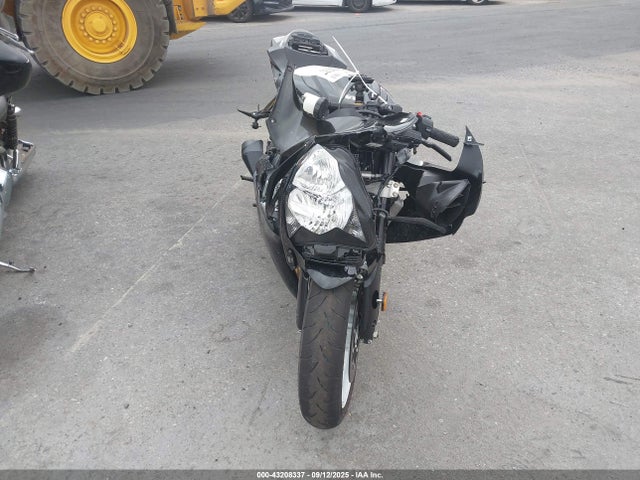 JS1GN7FA9K7100689 Suzuki N738-