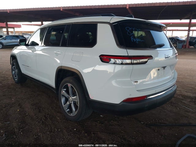 1C4RJJBG8M8175883 Jeep GRAND CHEROKEE L
