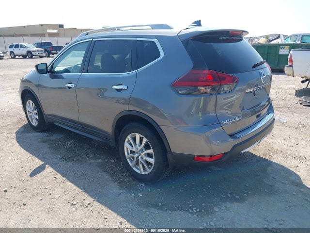 5N1AT2MT7JC817196 Nissan Rogue