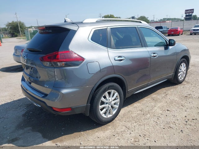 5N1AT2MT7JC817196 Nissan Rogue