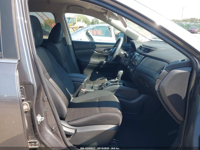 5N1AT2MT7JC817196 Nissan Rogue