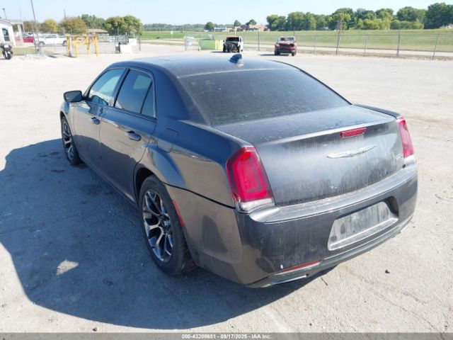 2015 CHRYSLER 300 2C3CCABG7FH766790 Photo 2