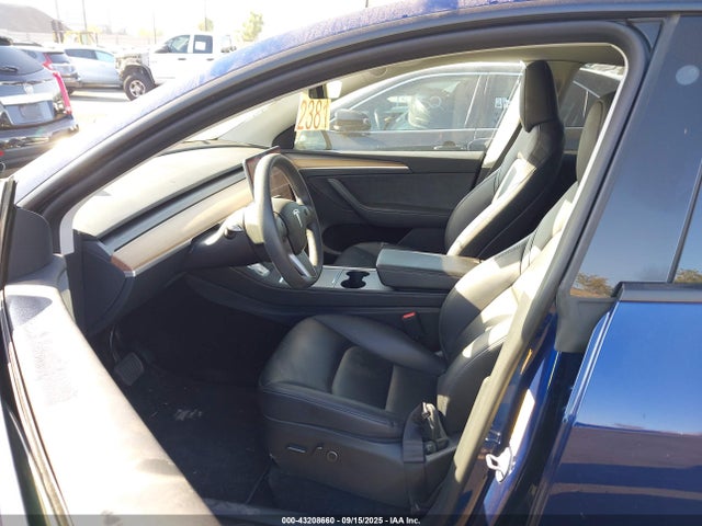2023 TESLA MODEL Y 7SAYGDEE9PA077875 Photo 4