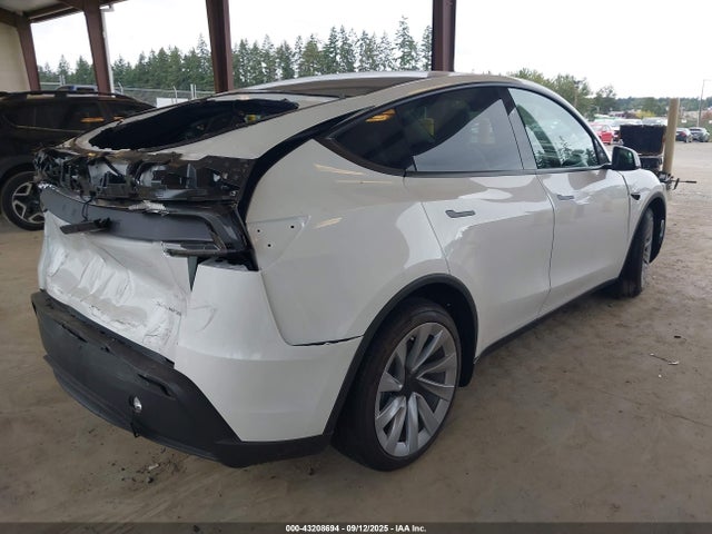7SAYGDEEXTF346625 Tesla Model Y