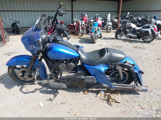 Harley-Davidson Twin Cam 103 2014 1HD1KBM12EB604592 Image 14