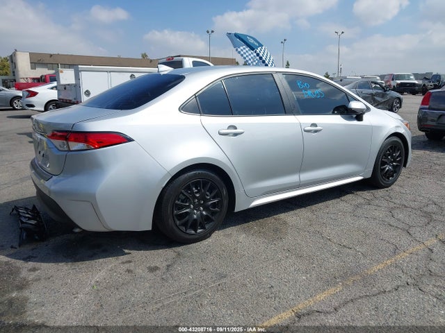 5YFB4MDE9RP224073 Toyota COROLLA LE