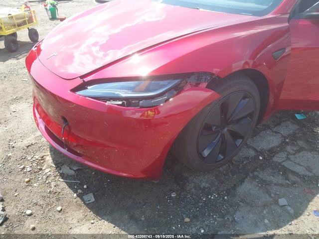 2025 TESLA MODEL 3 5YJ3E1EA9SF990253 Photo 5