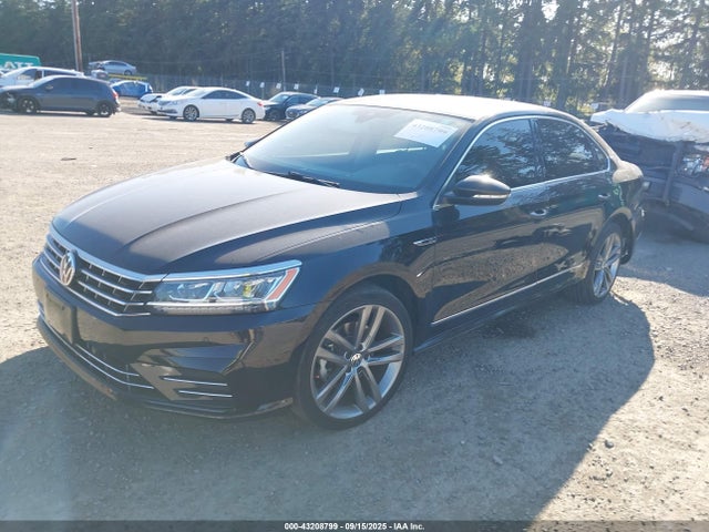Volkswagen 2019 2019 1VWMA7A33KC010570 Image 2