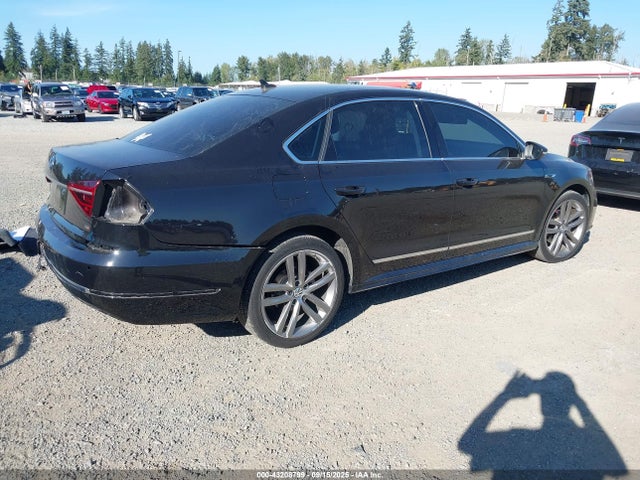 Volkswagen 2019 2019 1VWMA7A33KC010570 Image 4