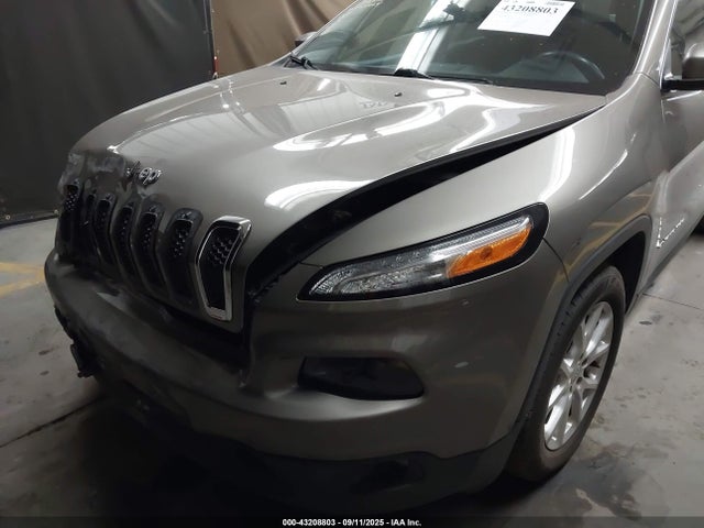 1C4PJLCS5GW258872 Jeep Cherokee