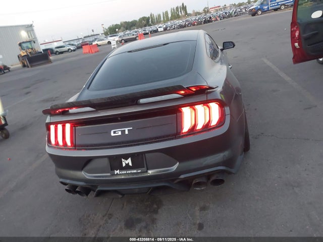 Ford 5.0l 4v premium fuel 2018 1FA6P8CF4J5185412 Image 16
