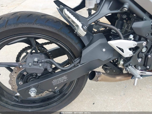 JKAEXKG11NDAJ0822 Kawasaki Ninja 400
