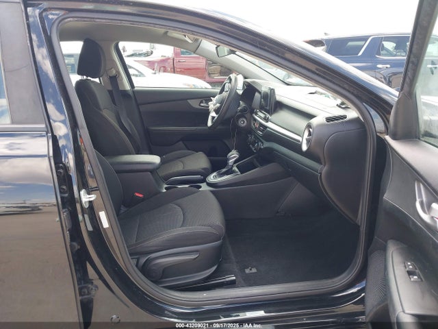 3KPF24AD3KE066050 KIA Forte Lxs