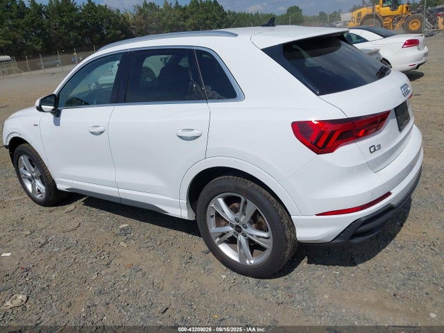 2024 AUDI Q3 WA1EECF34R1179476 Photo 2