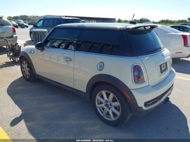 2012 MINI COOPER S WMWSV3C52CTY27579 Photo 2