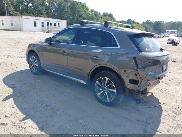 2023 AUDI Q5 WA1EAAFY4P2129602 Photo 2