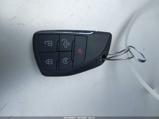 1GCPABEK5RZ337290 Chevrolet l3b