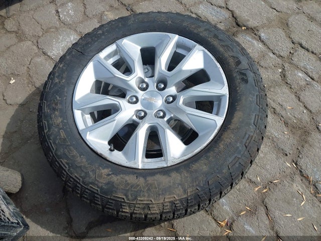 1GCPABEK5RZ337290 Chevrolet l3b