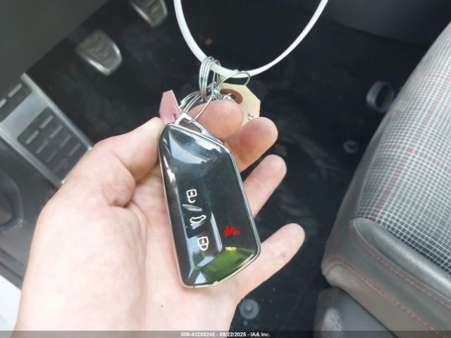 2022 VOLKSWAGEN GOLF GTI WVWH87CD0NW200495 Photo 10