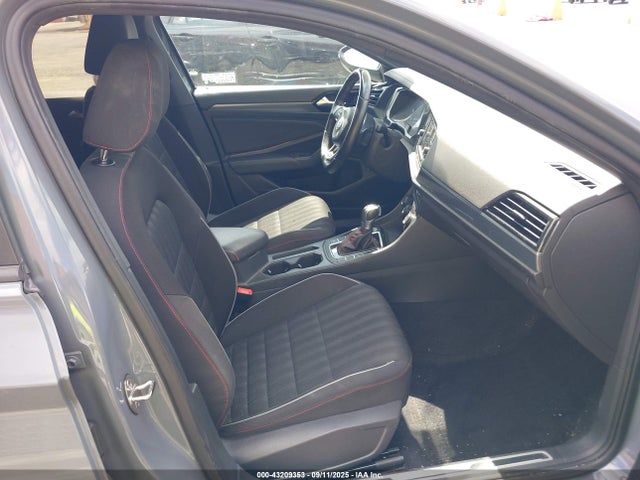3VW6T7BU1KM266411 Volkswagen 2.0 tsi