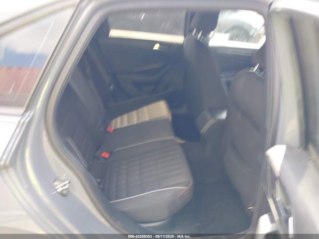 3VW6T7BU1KM266411 Volkswagen 2.0 tsi