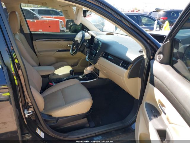 2017 MITSUBISHI OUTLANDER JA4AD3A35HZ059971 Photo 4