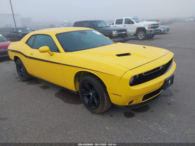 Dodge Challenger 2018 2C3CDZAG0JH317943 main image