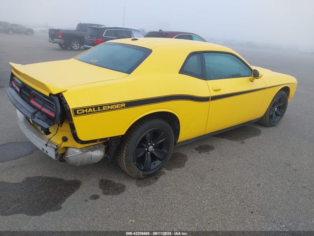 Dodge Challenger 2018 2C3CDZAG0JH317943 Image 4
