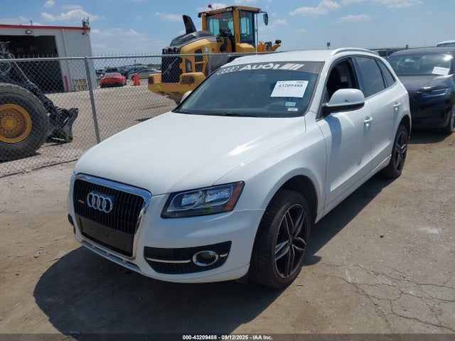 2011 AUDI Q5 WA1CFAFP4BA041437 Photo 1