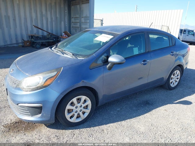 KIA gamma 2016 KNADM4A38G6572282 Image 2