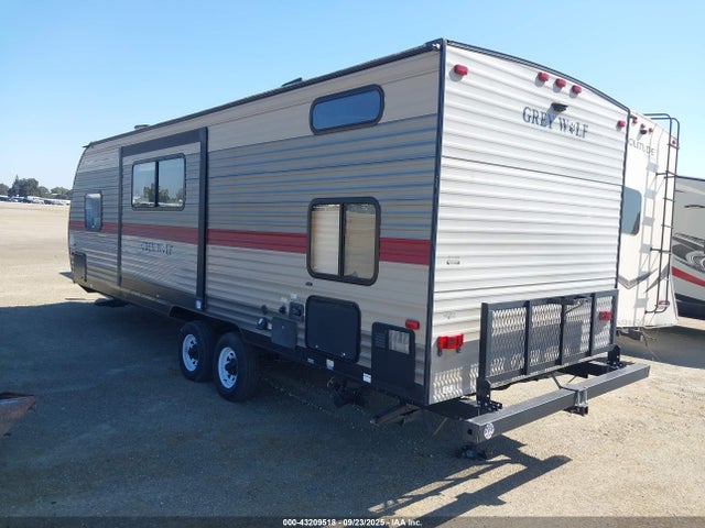 4X4TCKY26J9129146 Forest River 2018