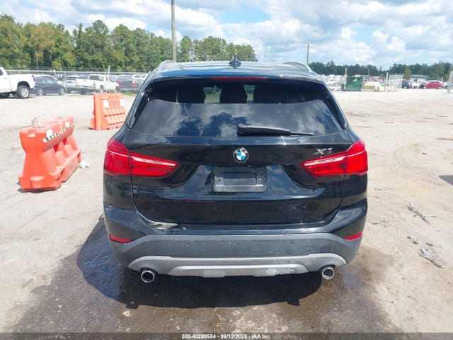 BMW X1 2017 WBXHT3Z33H4A58154 Image 16